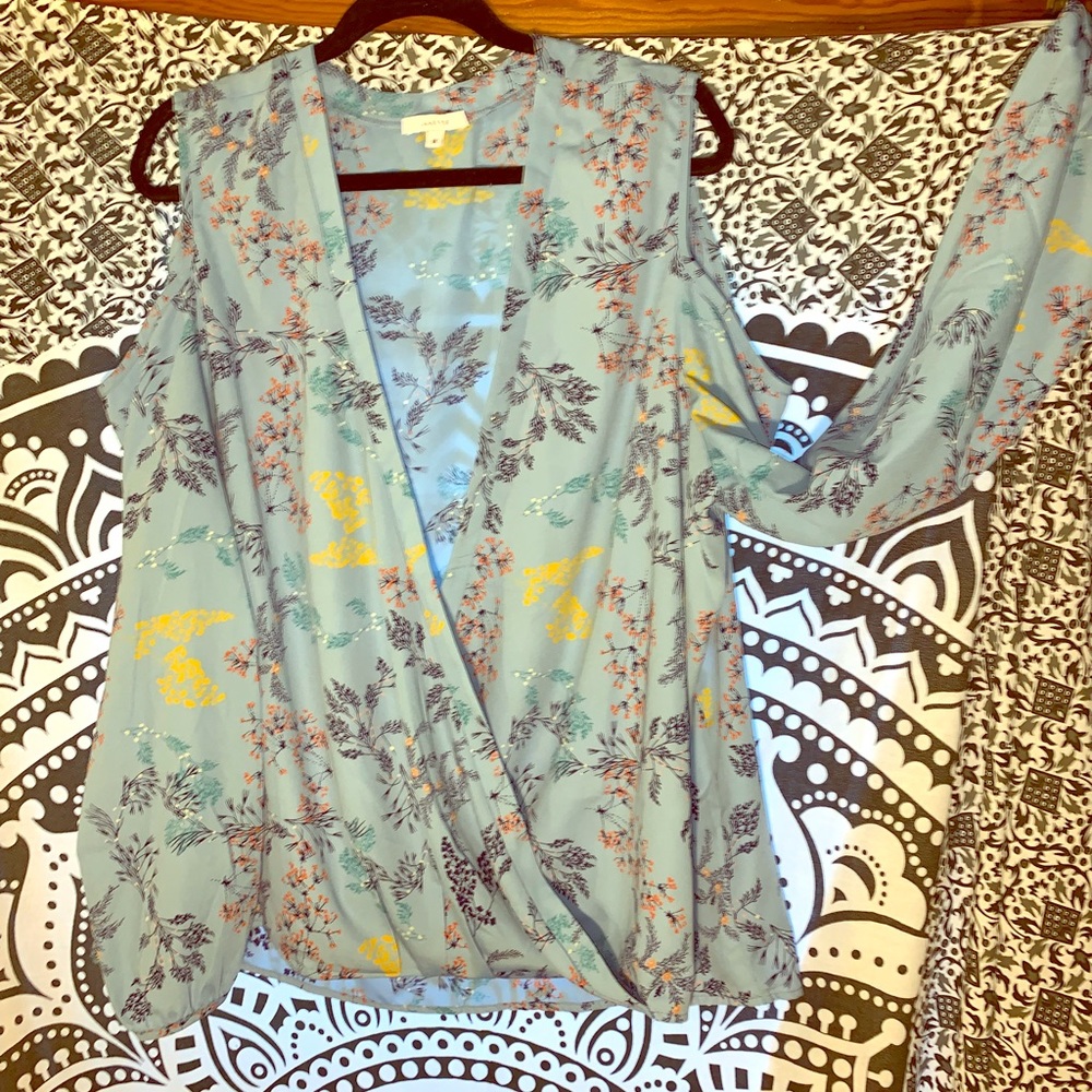 Women’s open shoulder bohemian blouse